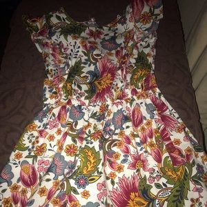 Bundle of 3 toddler girl dresses 4/5